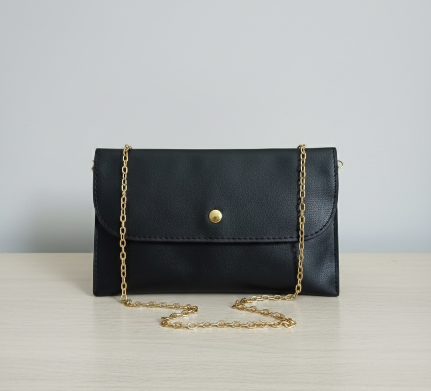Slim Snap Clutch