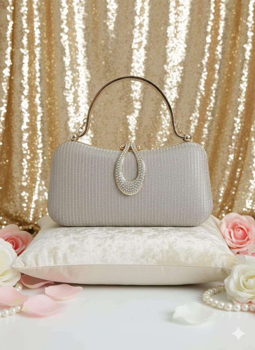 Pearl Evening clutch